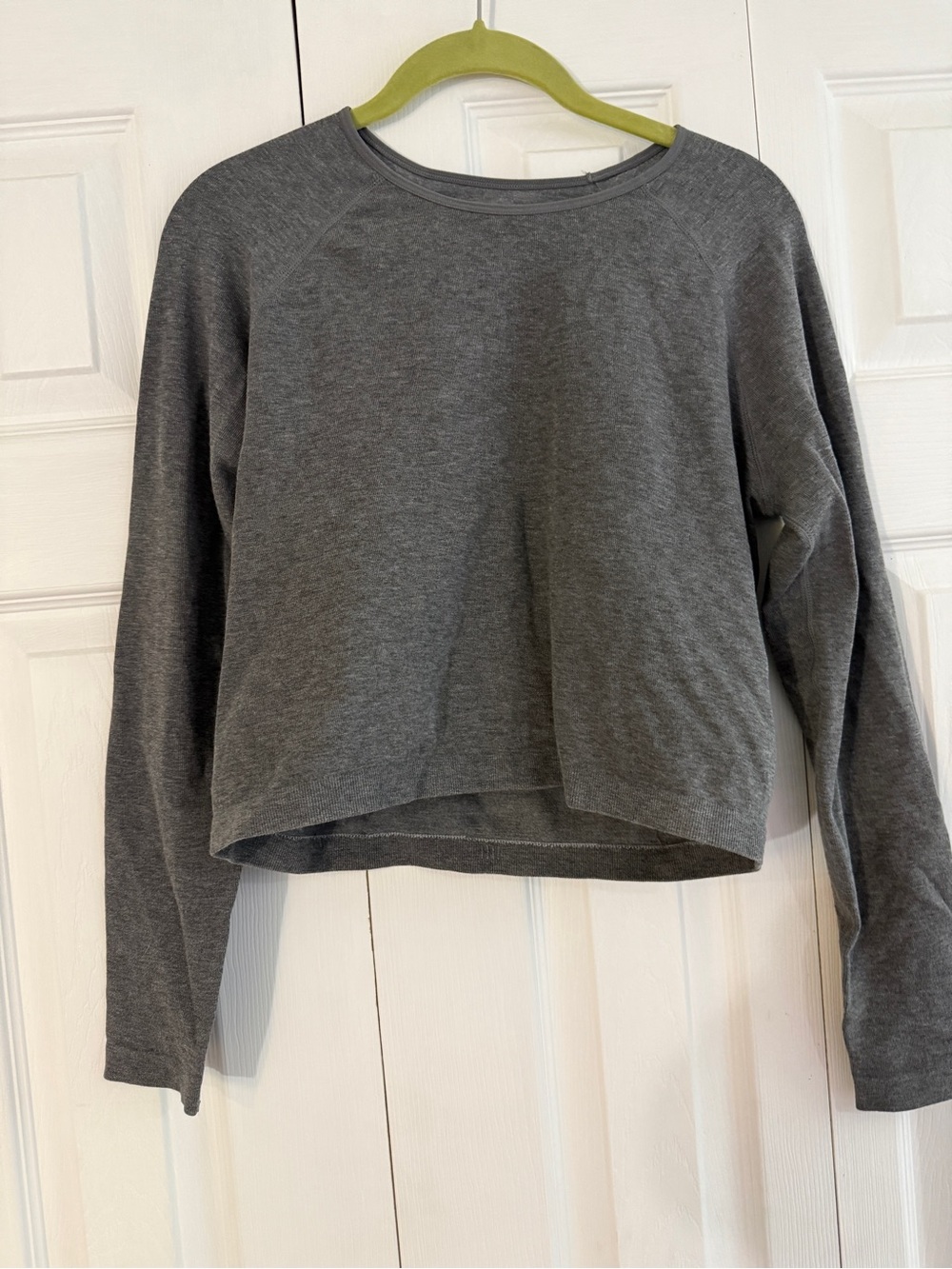 Nursing Gray Women's Lightweight Long-Sleeve Pullover Top with nursing bra